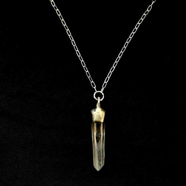 UNIVERSAL CRYSTAL - CLEAR QUARTZ - 3